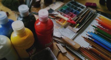 ¿Qué herramientas se necesitan para realizar trabajos de pintura?