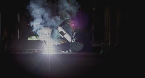 ¿Qué herramientas se emplean en trabajos de soldadura?